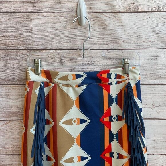 LUCKY &‎ BLESSED AZTEC PRINT SKIRT WITH FRINGE - Picture 2 of 6